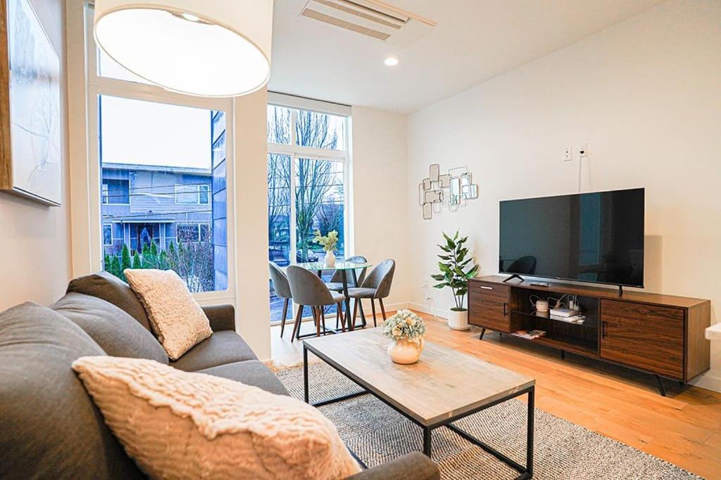 Modern Home, Rooftop View, 3 Block Beacon Station Seattle Exteriér fotografie
